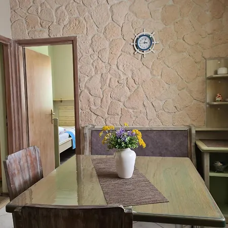 Apartments Bresan Trogir Room photo