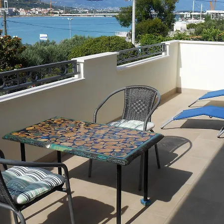 Apartments Bresan Trogir Exterior photo
